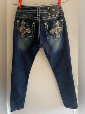 Miss Me Dark Wash Signature Low-Rise Skinny